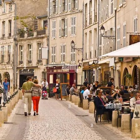 Appartement Tout Confort En Mezzanine A 20Mn A Pied Du Centre-Ville Avec Tv Et Wifi La Rochelle  Exterior photo